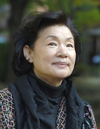 신달자 엘리사벳 (시인, 한국시인협회장)