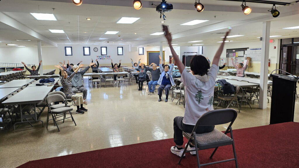 (취미반 10/29/25) 체조(김경임 who?) + 노래(김은주)